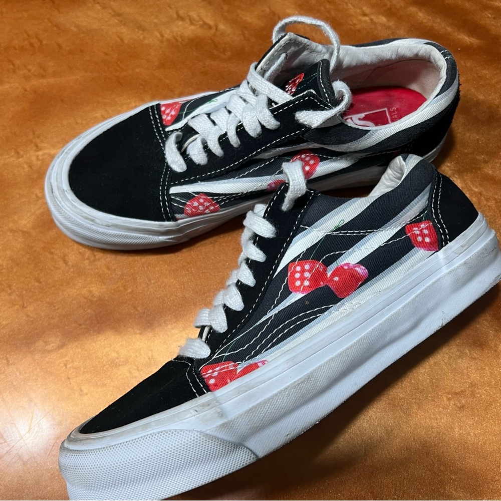 Vans OTW Originals Snake Eyes Cherry Dice Old Skool sneakers size 6.5 black red